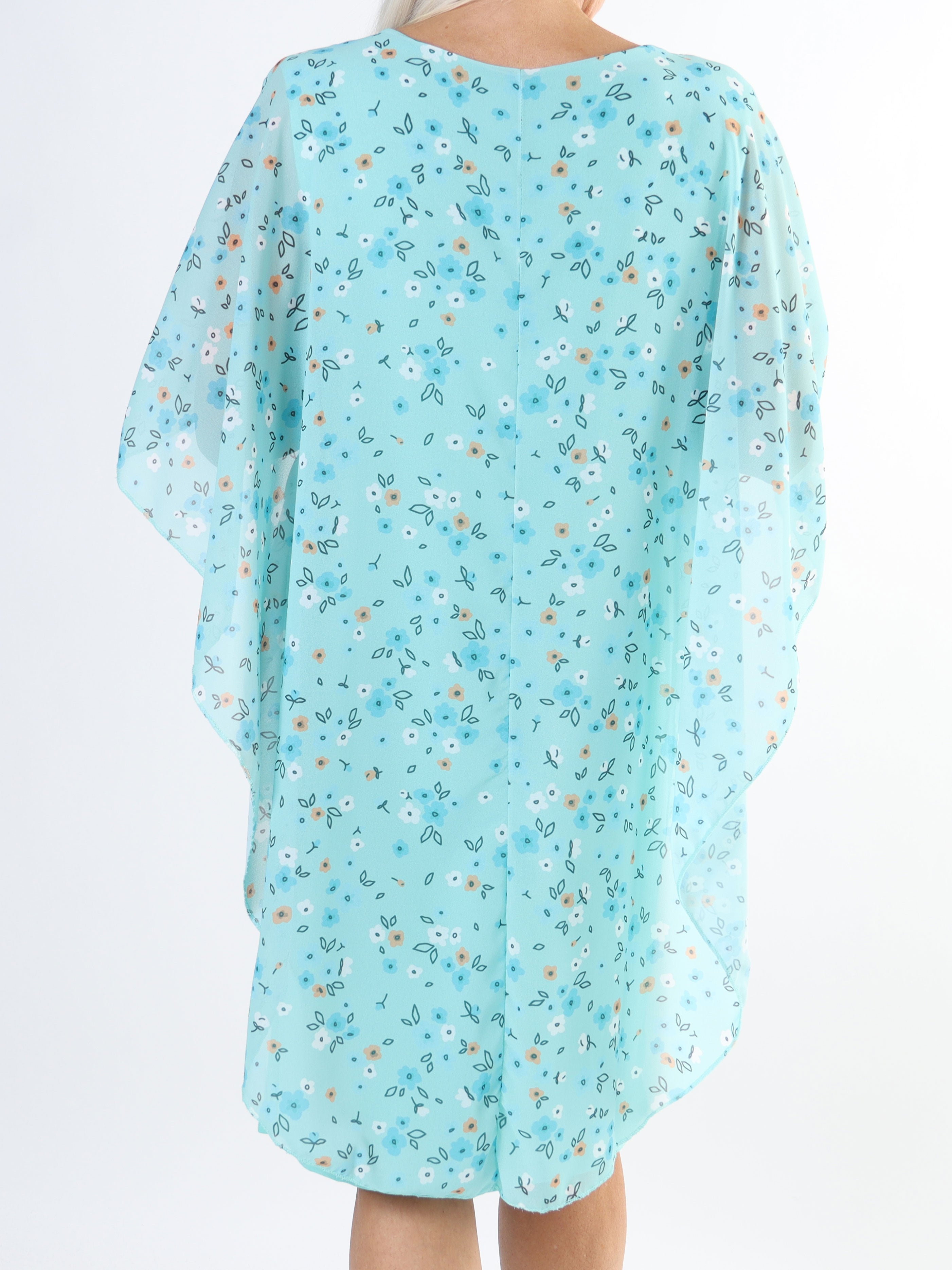 Kenya Small Flower - Tunikaklänning i plus size med blommigt chiffonglager